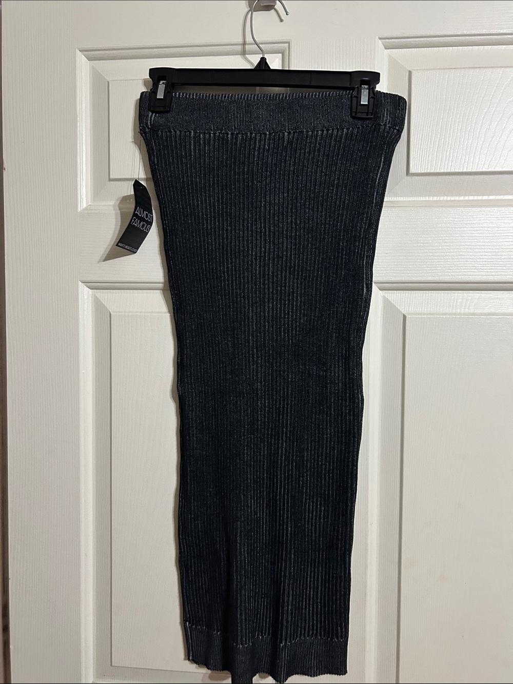 Almost Famous Black Ribbed Knit Midi Skirt